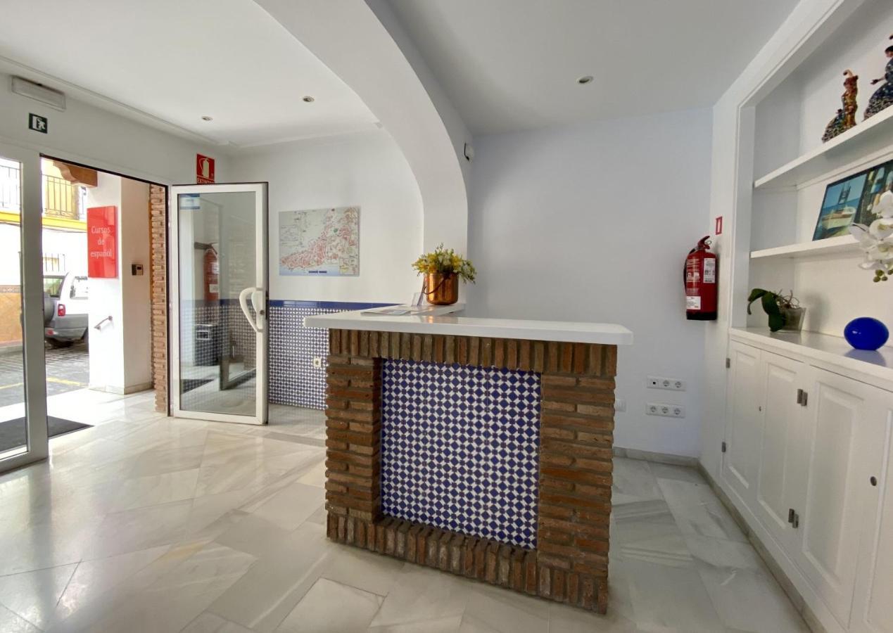 Club Costa Nerja Apartment Luaran gambar