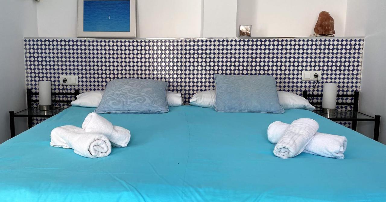Club Costa Nerja Apartment Luaran gambar