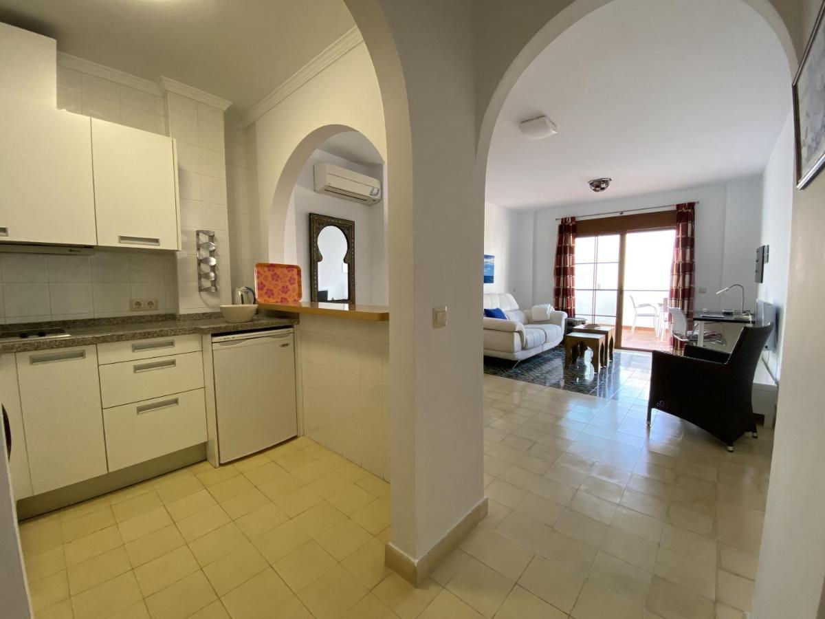 Club Costa Nerja Apartment Luaran gambar