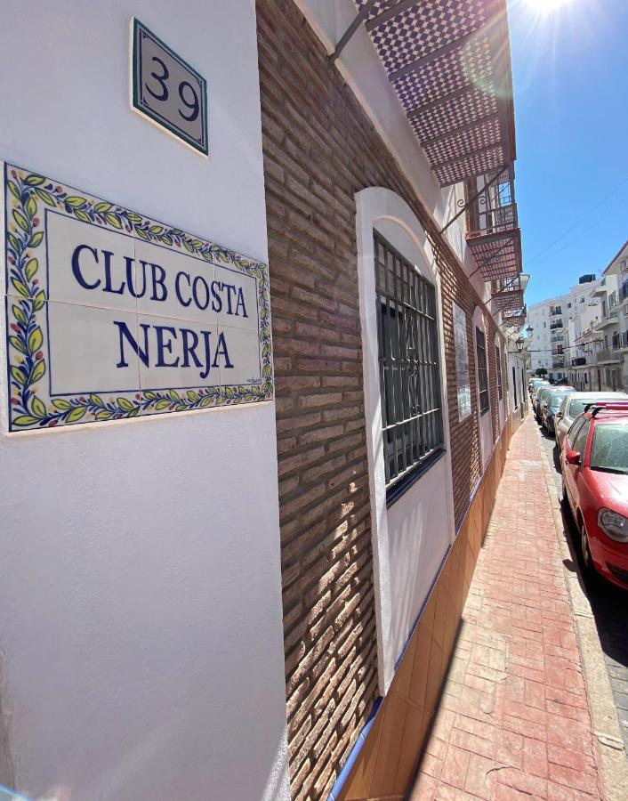 Club Costa Nerja Apartment Luaran gambar